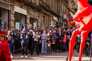 Bradford 2025, Les Girafes